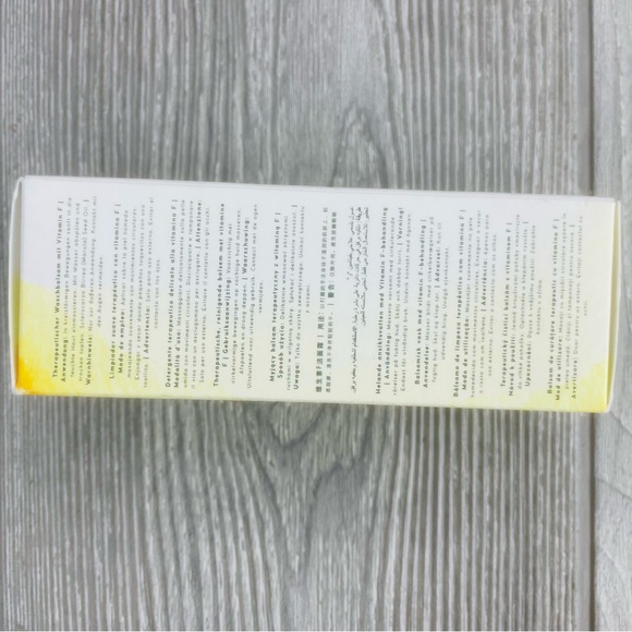 New Kissimmee Vitamin F Therapy Balmy Wash 2.5fl oz face care self care - Picture 9 of 9